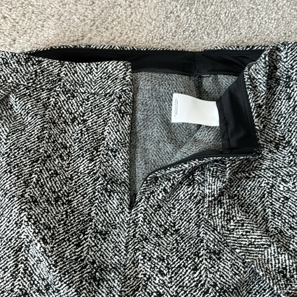 Express Skort - Picture 6 of 6